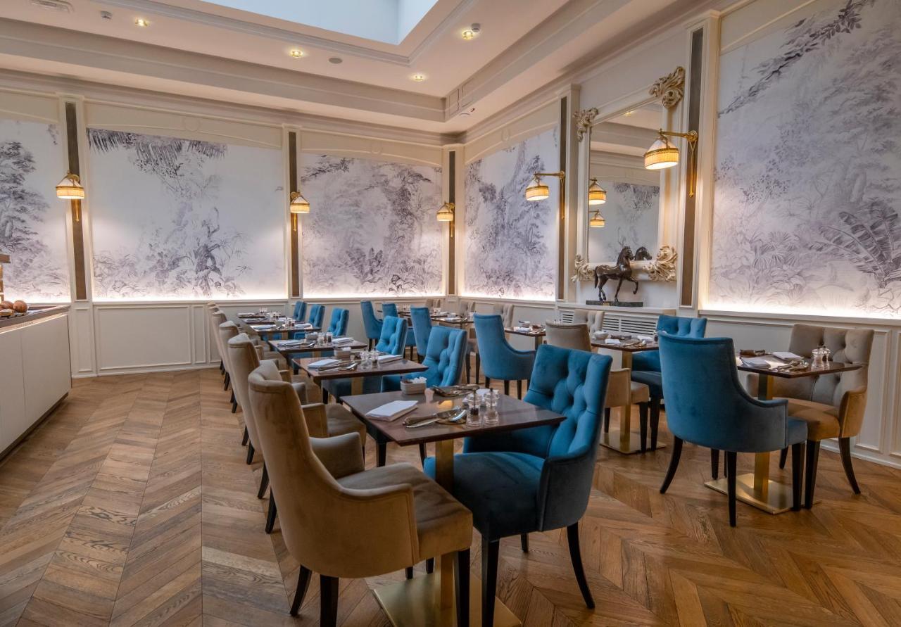Golden Tower Hotel & Spa Florence Ngoại thất bức ảnh The restaurant at The Ivy Temple Row